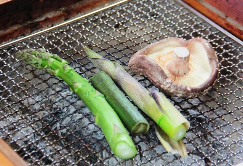 Ryokan Marunaka Lodge