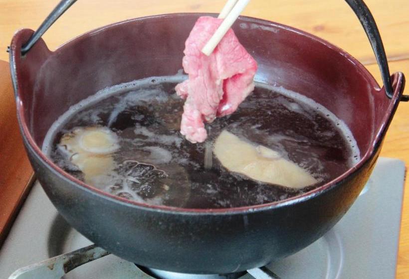 Ryokan Marunaka Lodge