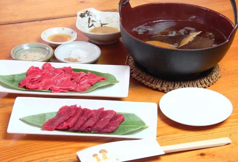 Ryokan Marunaka Lodge