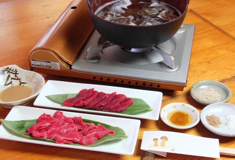 Ryokan Marunaka Lodge