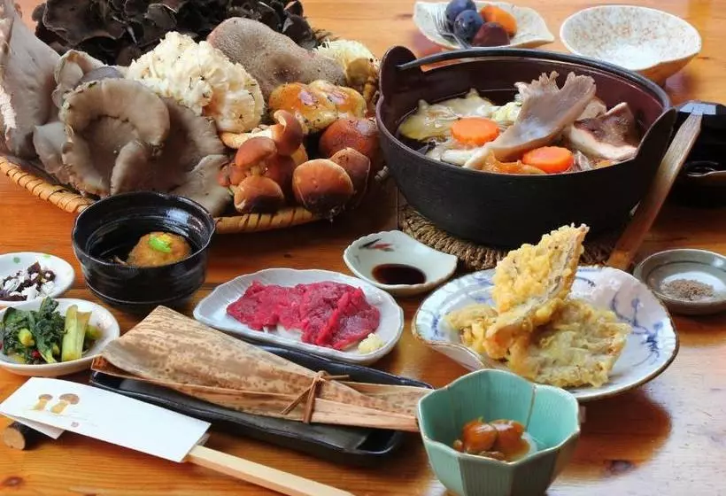 Ryokan Marunaka Lodge