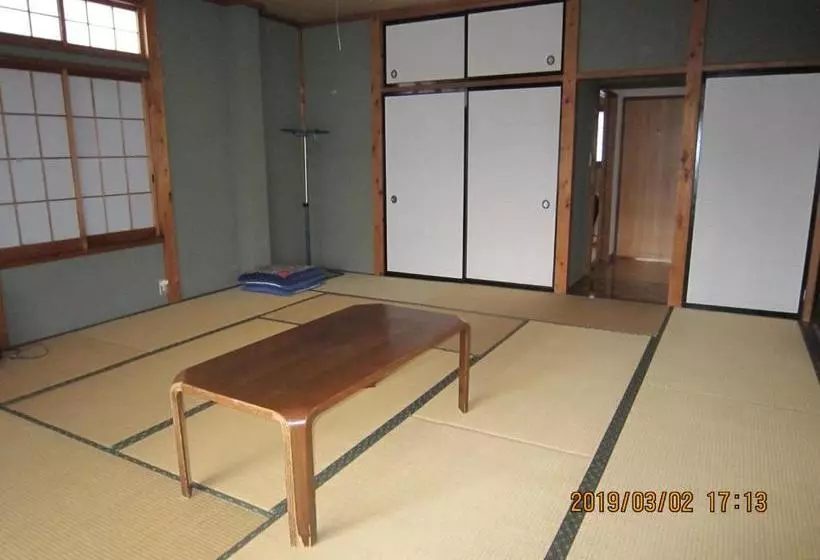 旅館 Minshuku Kobayashi