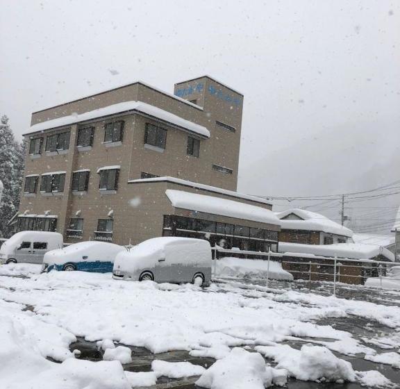 旅館 Onsen Minshuku Yutakaya