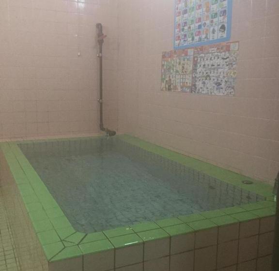 旅館 Onsen Minshuku Yutakaya