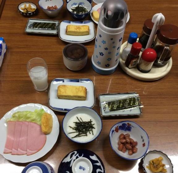 旅館 Onsen Minshuku Yutakaya