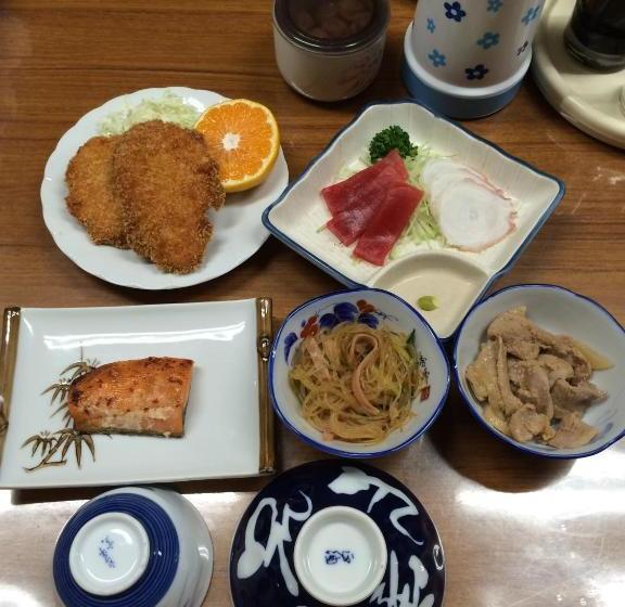 旅館 Onsen Minshuku Yutakaya