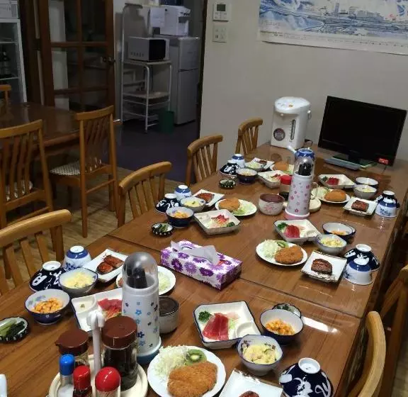 旅館 Onsen Minshuku Yutakaya