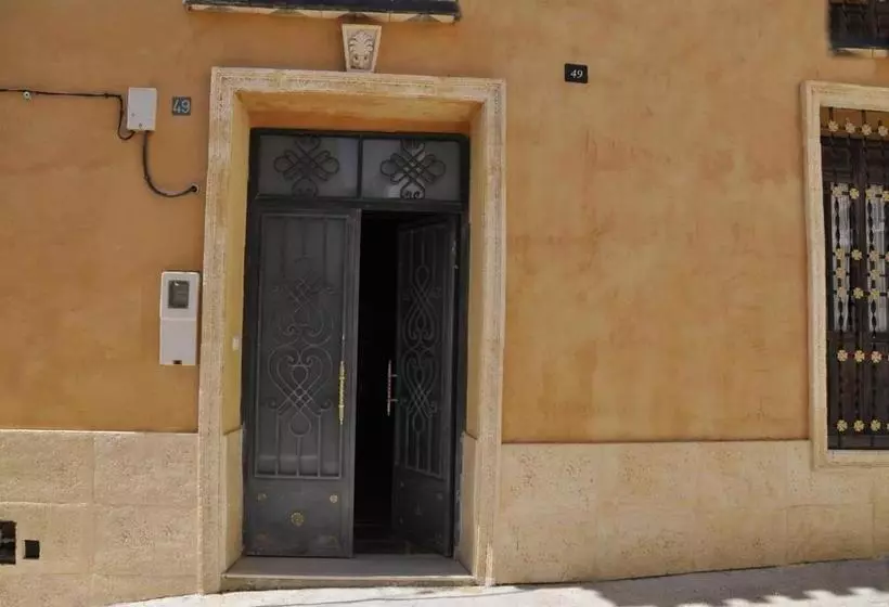 Retkeilymaja Aljibe De Monastrell