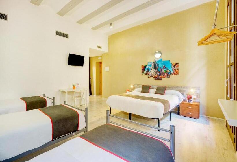 הוסטל Casa Del Cigroner