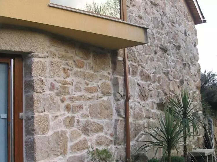 Albergue O Coto   Hostel