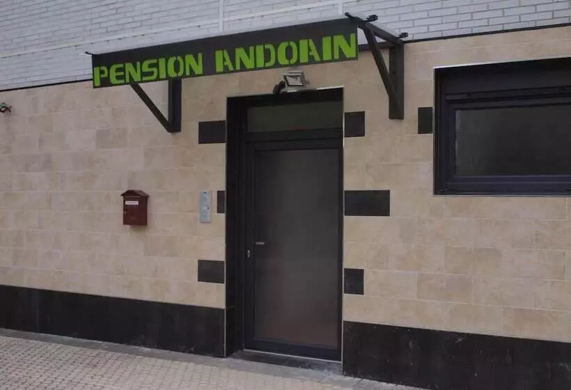 ユースホステル Pension Andoain