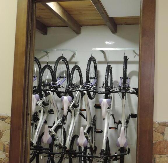 Albergue Santo Tomás De Canterbury Hostel