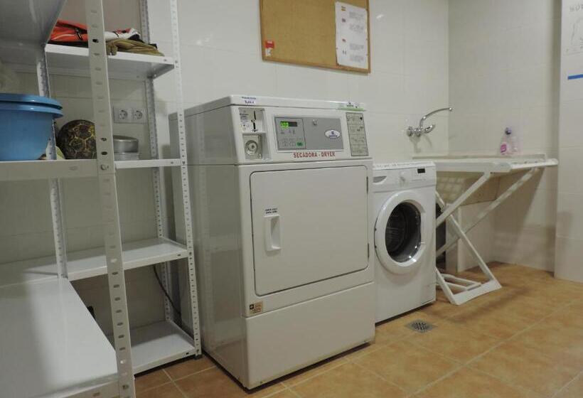 Albergue Santo Tomás De Canterbury Hostel