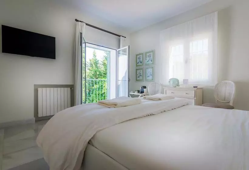 تختخواب و صبحانه Casa Luna Verde