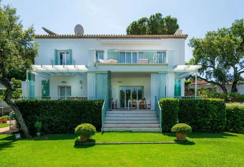 تختخواب و صبحانه Casa Luna Verde