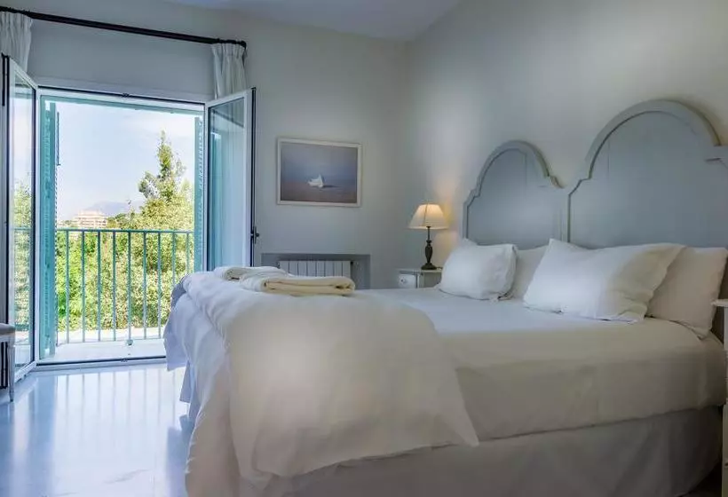 تختخواب و صبحانه Casa Luna Verde