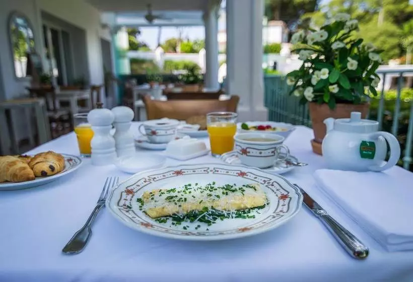 تختخواب و صبحانه Casa Luna Verde