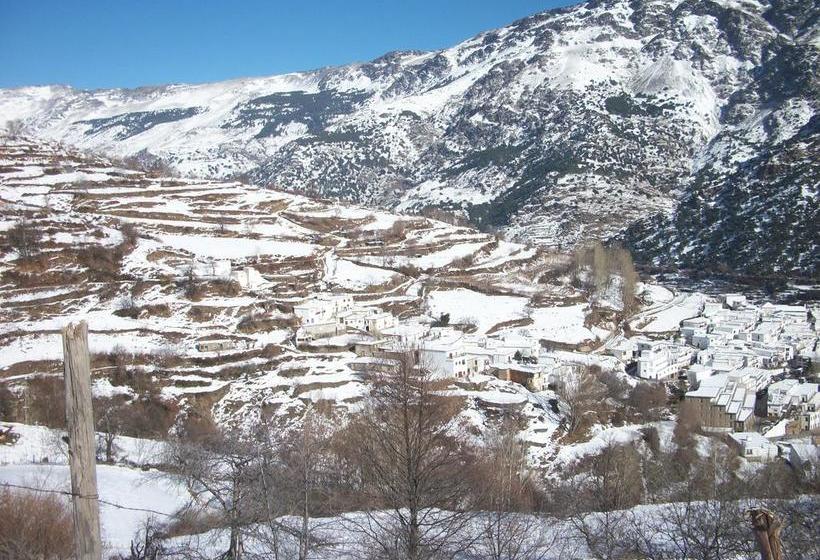 ベッドアンドブレックファースト Refugio Alpujarra Alta