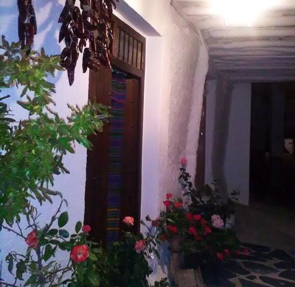 ベッドアンドブレックファースト Refugio Alpujarra Alta