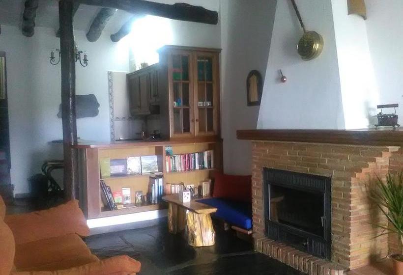 ベッドアンドブレックファースト Refugio Alpujarra Alta