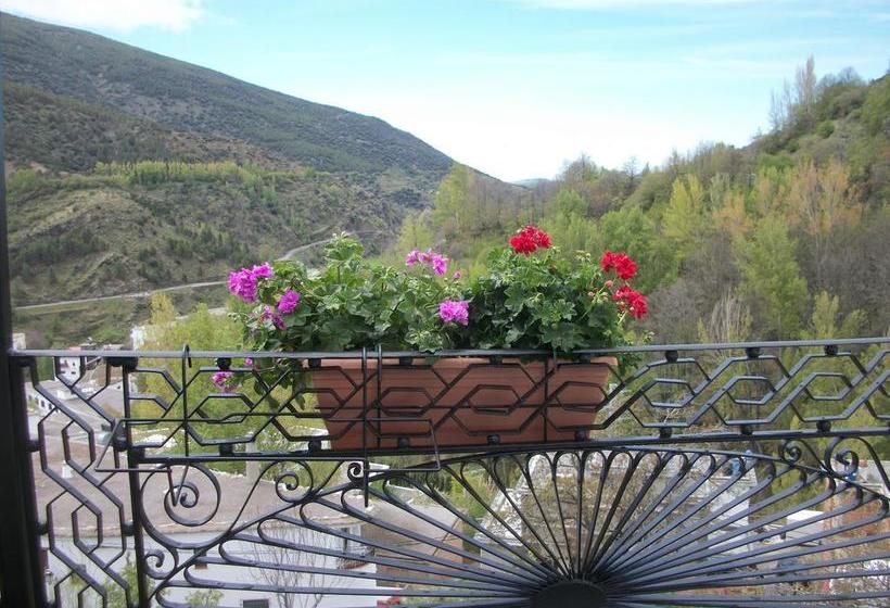 ベッドアンドブレックファースト Refugio Alpujarra Alta