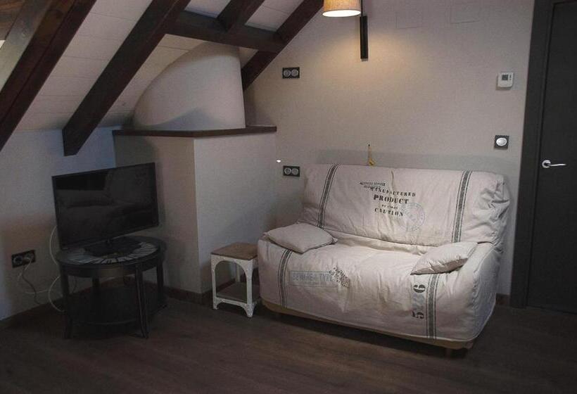 Hostel Albergue Monte Perdido