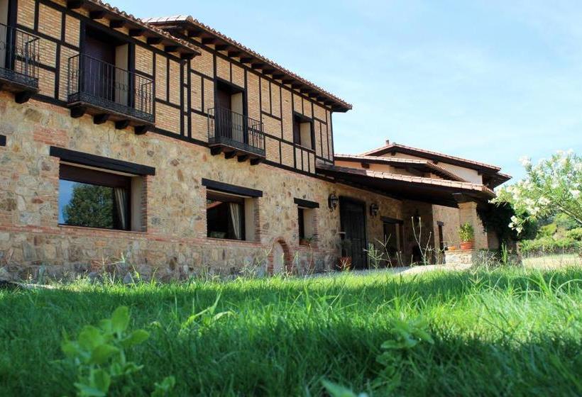 فندق Alcor Del Roble