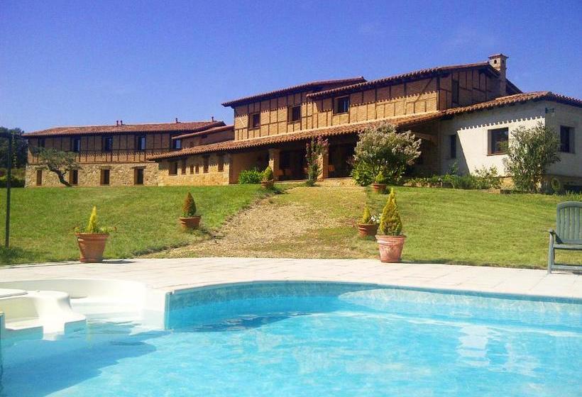 فندق Alcor Del Roble