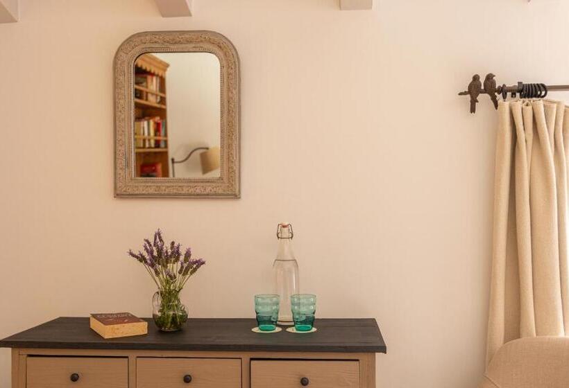 בית מלון כפרי Cal Secretari Vell   Turismo De Interior