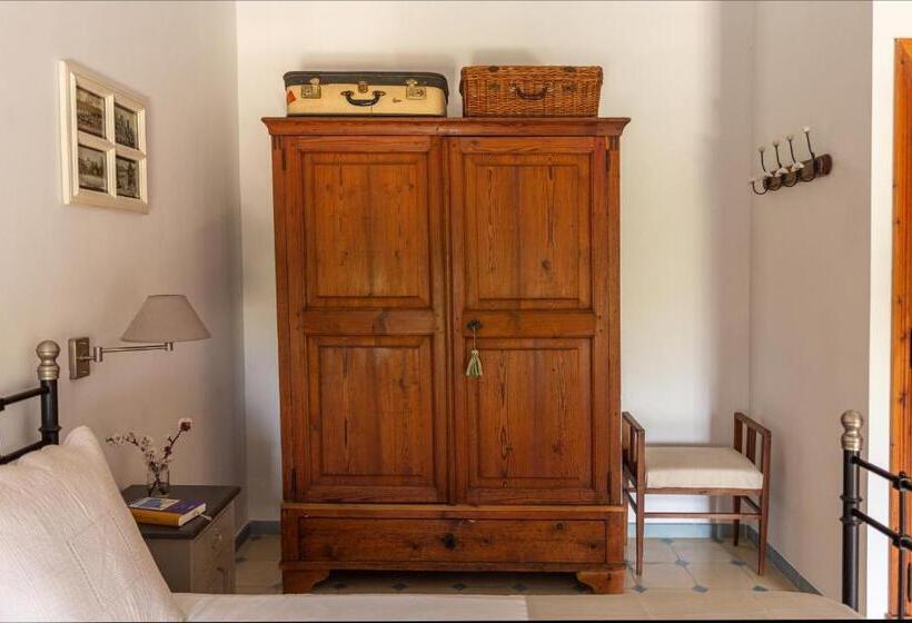 בית מלון כפרי Cal Secretari Vell   Turismo De Interior