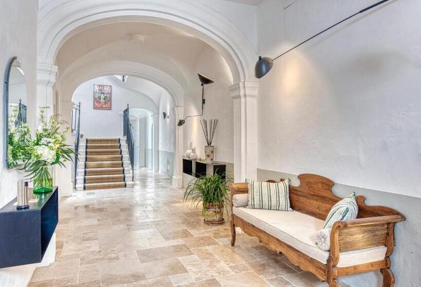 هتل Can Alberti 1740 Boutique