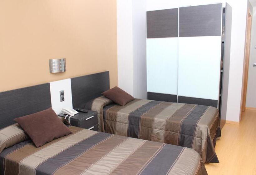 هتل Ciutat D Amposta