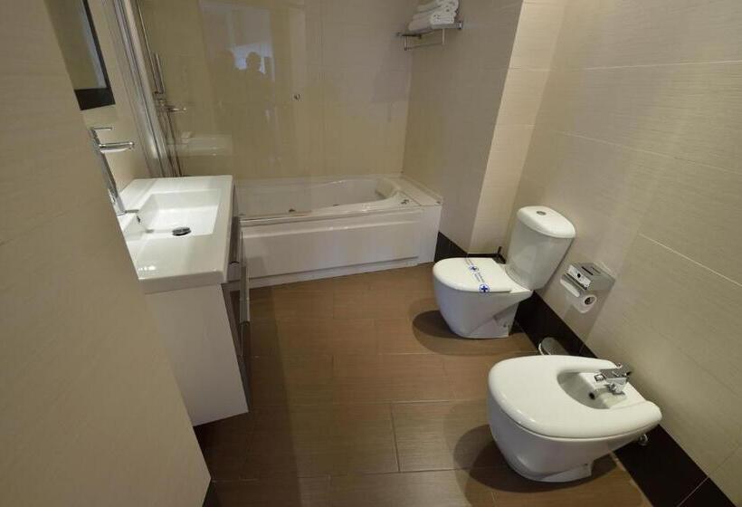 هتل Ciutat D Amposta