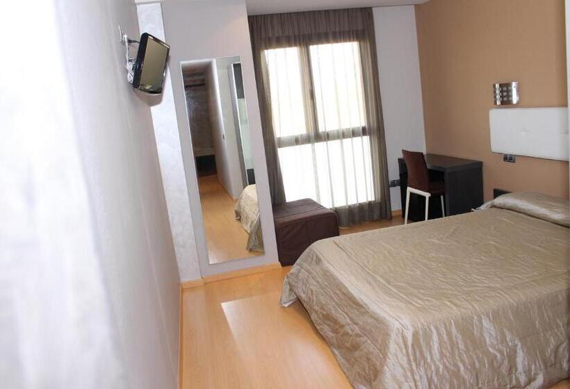 هتل Ciutat D Amposta