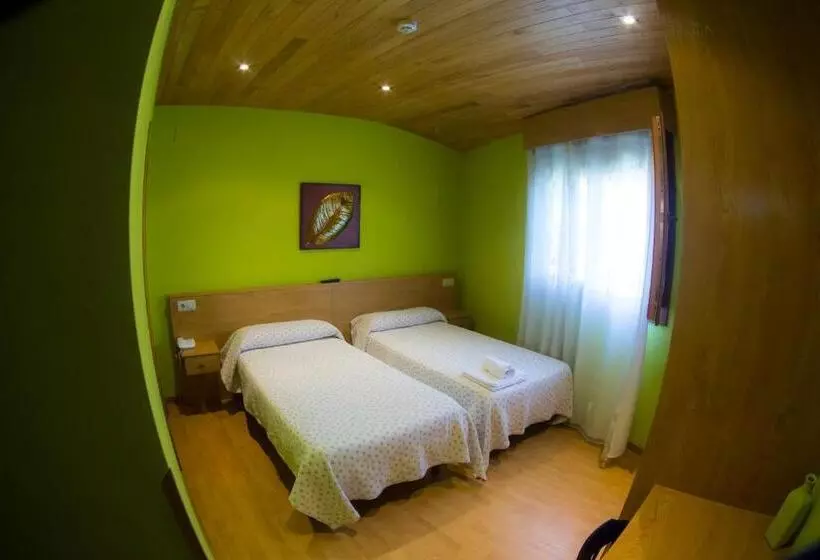 هتل El Horreo De Aviles