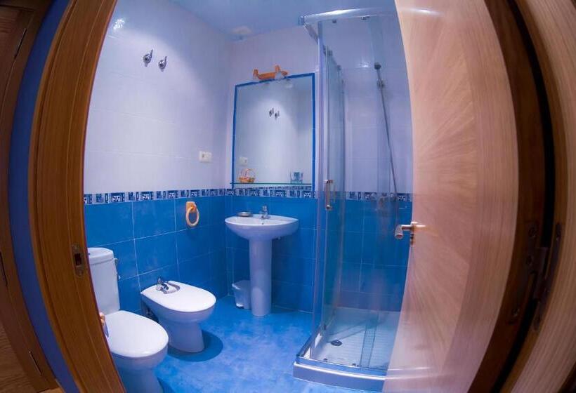 فندق El Horreo De Aviles