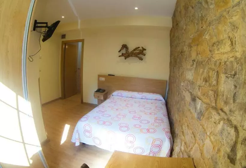 هتل El Horreo De Aviles
