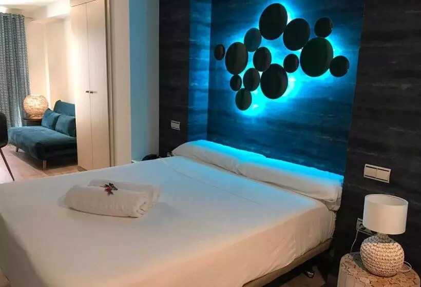 هتل Galeria Essentia