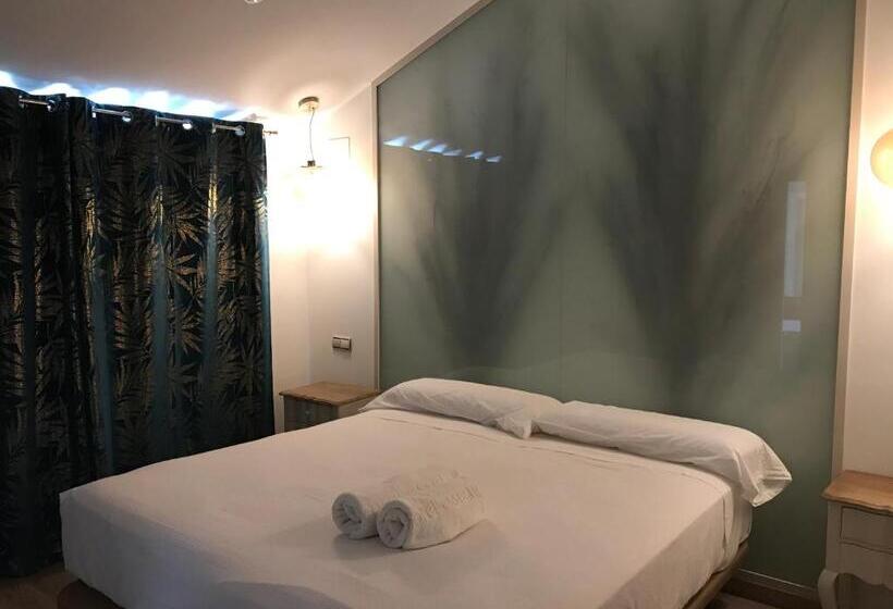 فندق Galeria Essentia