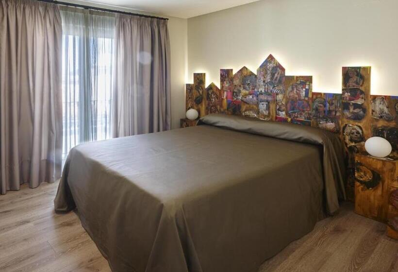 فندق Galeria Essentia