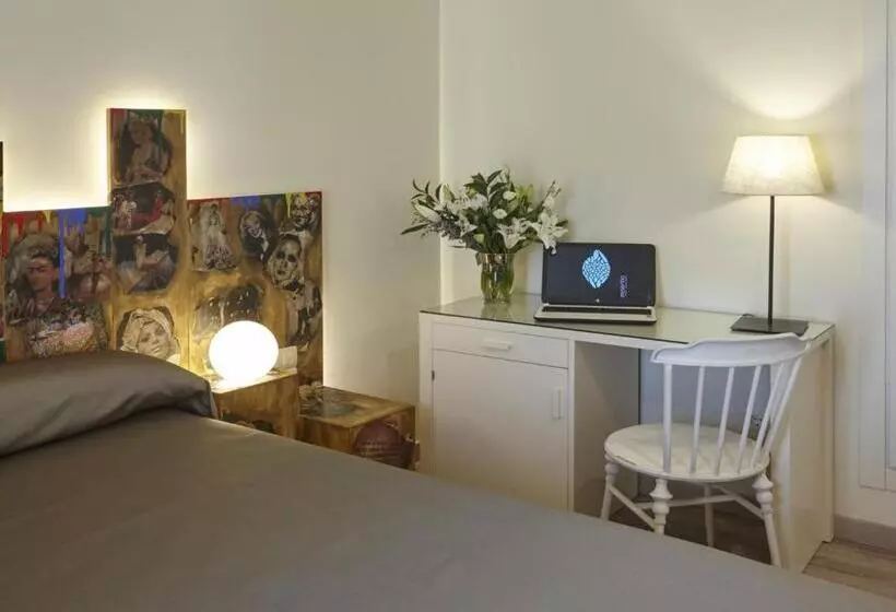هتل Galeria Essentia