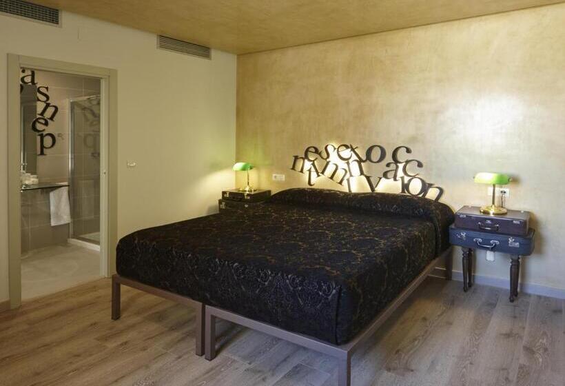 فندق Galeria Essentia