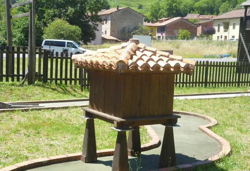 בית מלון כפרי Los Jardines De Lallosa