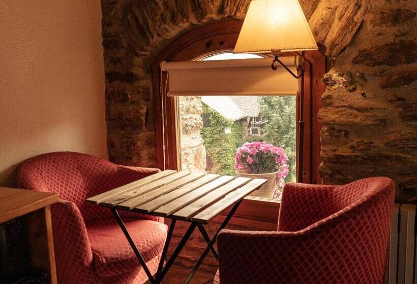 Отель Mas d'en Roqueta