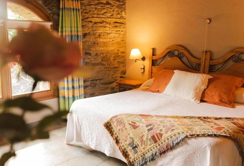 Отель Mas d'en Roqueta