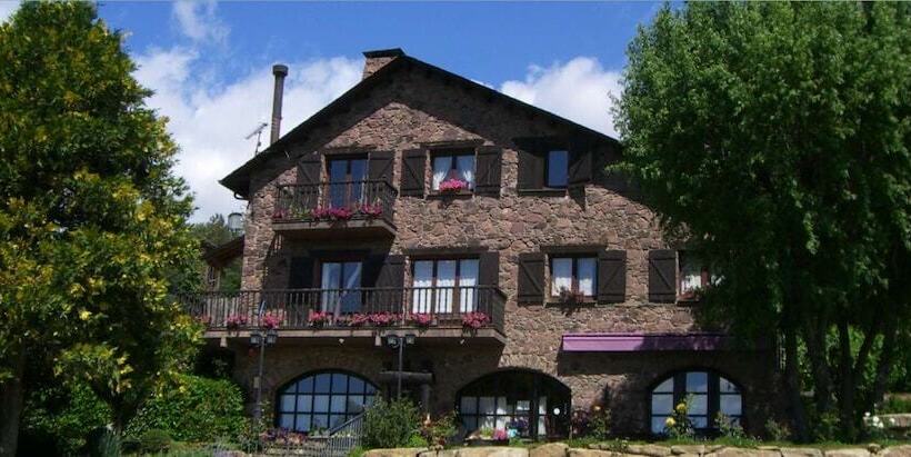 Отель Mas d'en Roqueta