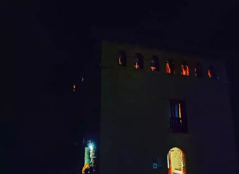 هتل Masia Del Aragones