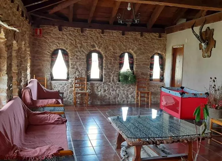 هتل Masia Del Aragones