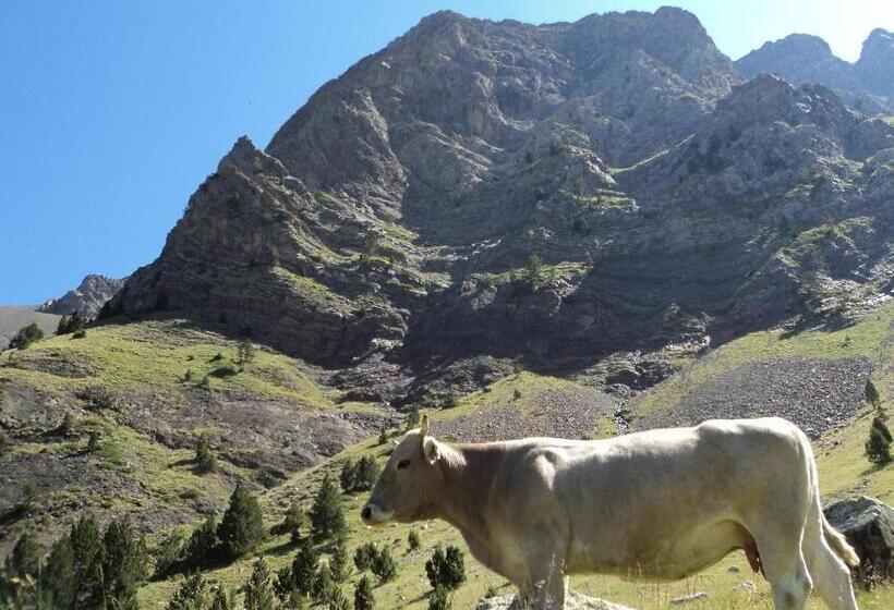 Отель Mesón De Salinas