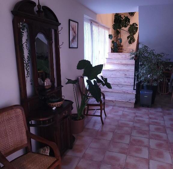 בית מלון כפרי Restaurante El Fornon